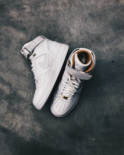 Hi-Top Basketball Shoe